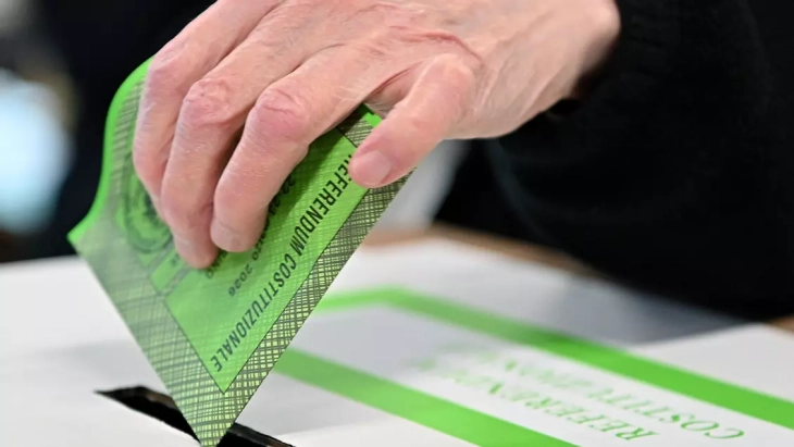 Италијанците гласаат на референдум за реформи во правосудството предложени од премиерката Мелони