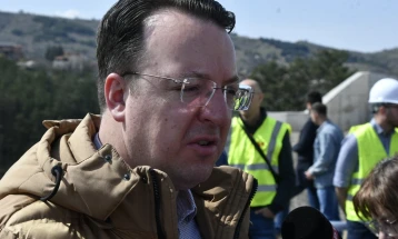 Nikolloski: Janë ndërtuar 70 për qind e digës në Otinja, pjesa lindore e vendit do të ketë liqenin e parë artificial rekreativ