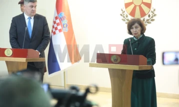 Siljanovska Davkova për vizitë zyrtare në Kroaci, takime me Milanoviqin dhe Plenkoviqin