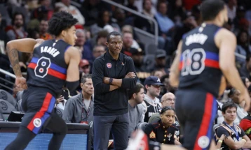 Детроит ја прекина победничката серија на Лејкерс