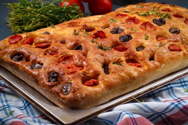 Bukë tradicionale italiane - Fokaça (Focaccia)