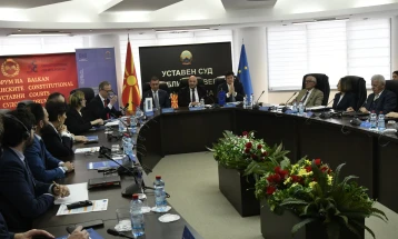 Тркалезна маса: Уставната жалба е апсолутно потребна, но за нејзино воведување треба да се смени Уставот, а тоа е болна тема