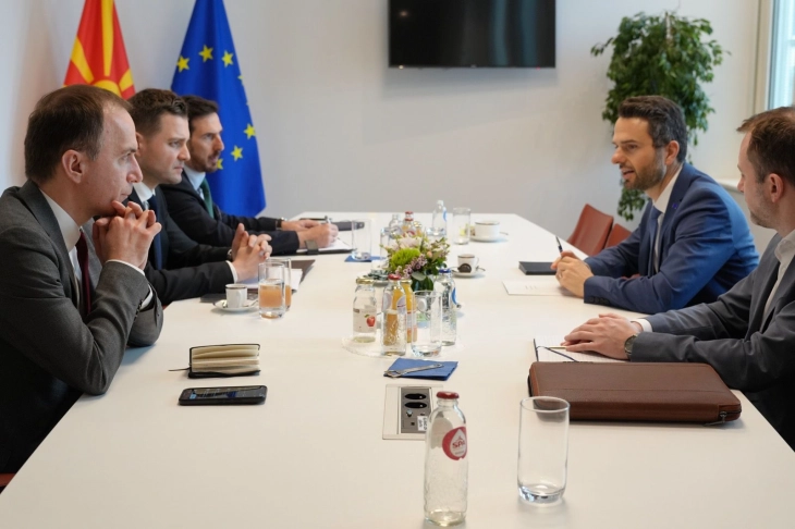 Муцунски и Трипуновски на средби за земјоделски реформи и рурален развој во Брисел