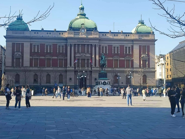 Евростат: Во изминатите 11 години половина милион граѓани на Србија се иселиле во ЕУ и темпото на заминувања се забрзува