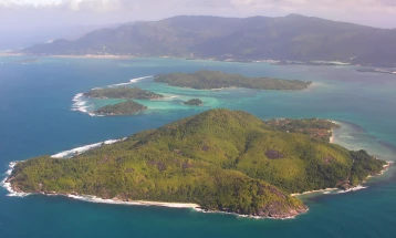 Штајнер предлага Израел да купи 40 грчки острови за да ги евакуира Израелците во случај на војна