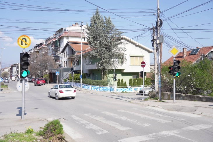 Општина Куманово ја замени старата и дотраената светлосна сигнализација