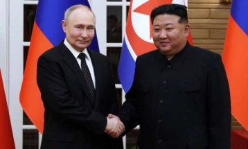 Ким Џонг-ун ветува непоколеблива поддршка од Северна Кореја за Русија