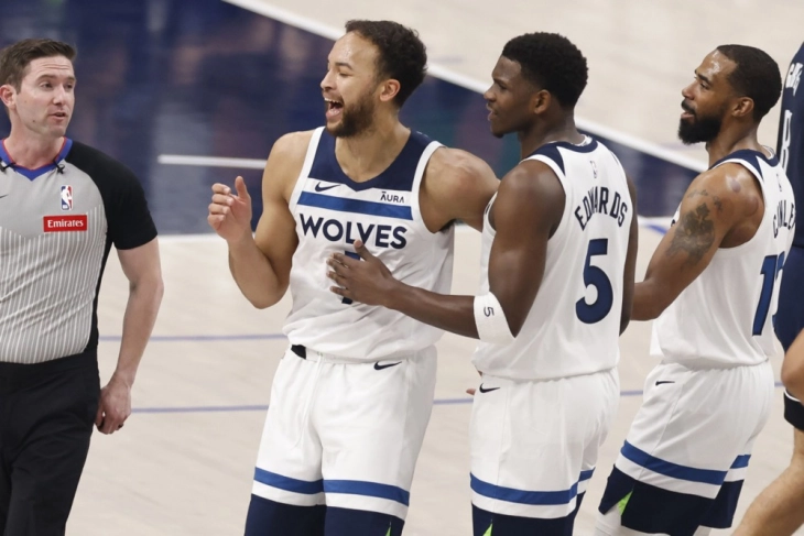 Минесота го надмина дефицитот од 13 поени во продолжението и постави рекорд во НБА