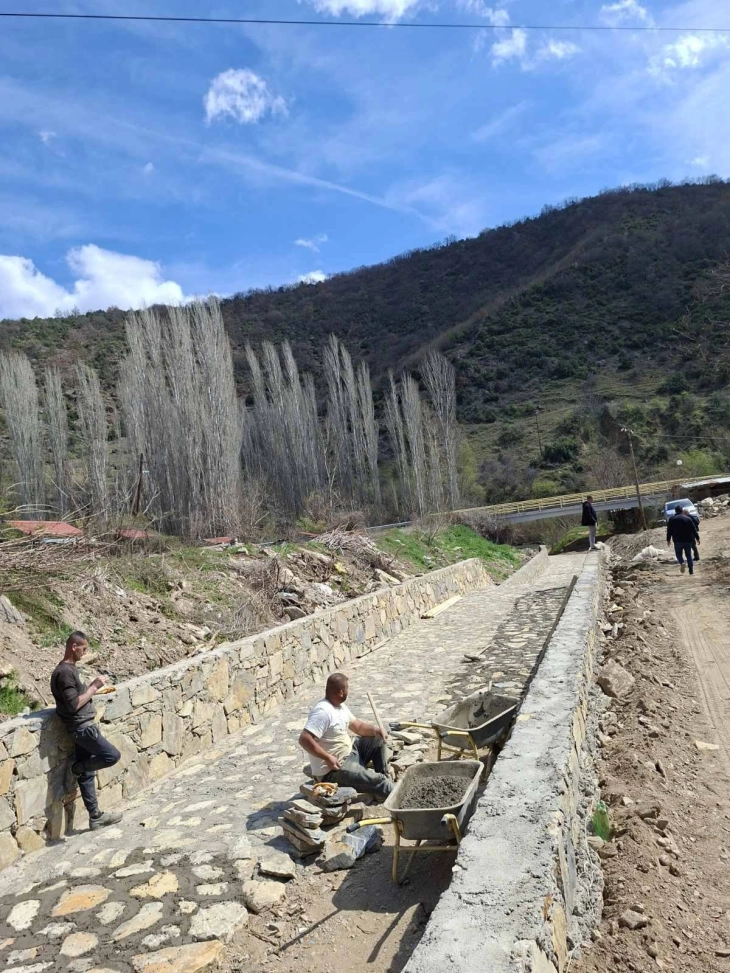 Костадиновски: Реализација на неколку инфраструктурни проекти во Истибања