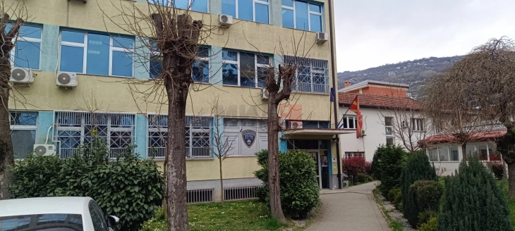 За лажните дојави за поставени бомби во Тетово приведени тројца малолетници - вкупно пет лица ќе добијат кривични пријави 