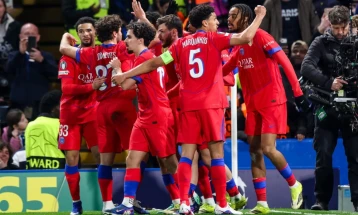 ПСЖ го одложи дербито за титулата во француското првенство