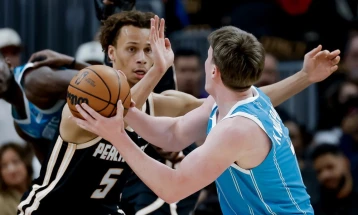 Шарлот ја прекина серијата победи на Њујорк