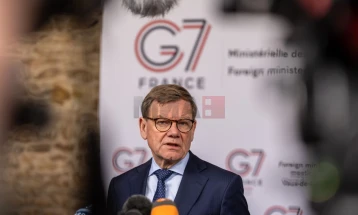 Вадефул се обидува да ги смири тензиите со Рубио околу војната во Иран