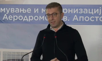 Mickoski: Në Ohër, 2.000 mysafirë në ditë jashtë sezonit, qëllimi ynë është në të dy aeroportet ta arrijmë numrin prej katër milionë pasagjerë