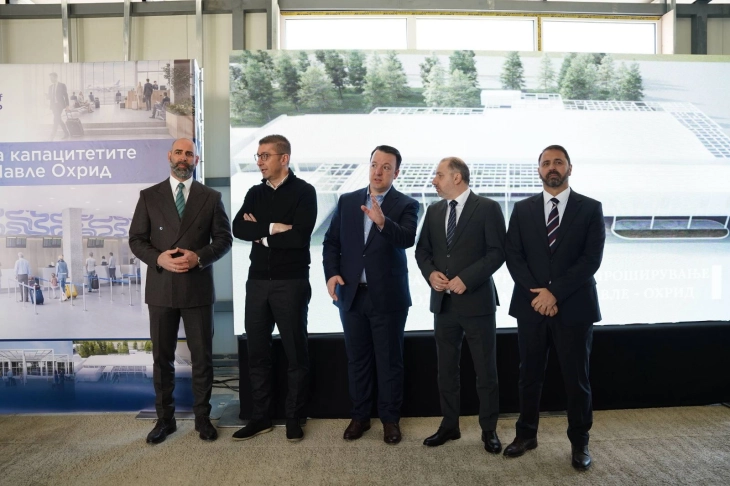 Мицкоски: Реконструкцијата на аеродромот „Св. Апостол Павле“ исторски момент за Охрид, очекуваме двоцифрен раст на патници на двата аеродрома