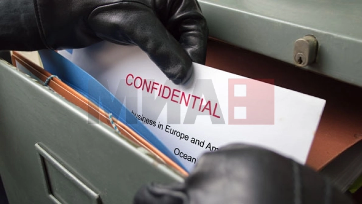 Dëbohet nga Rusia një diplomat britanik për shkak të akuzave për spiunazh