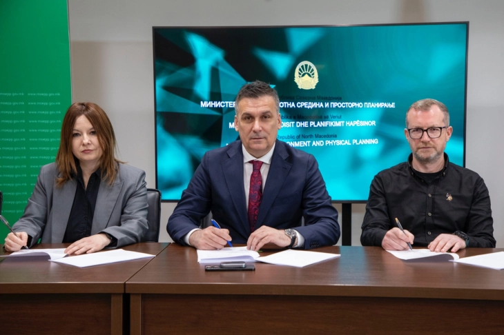 Ministry of Environment employees to get 21% raise over three years