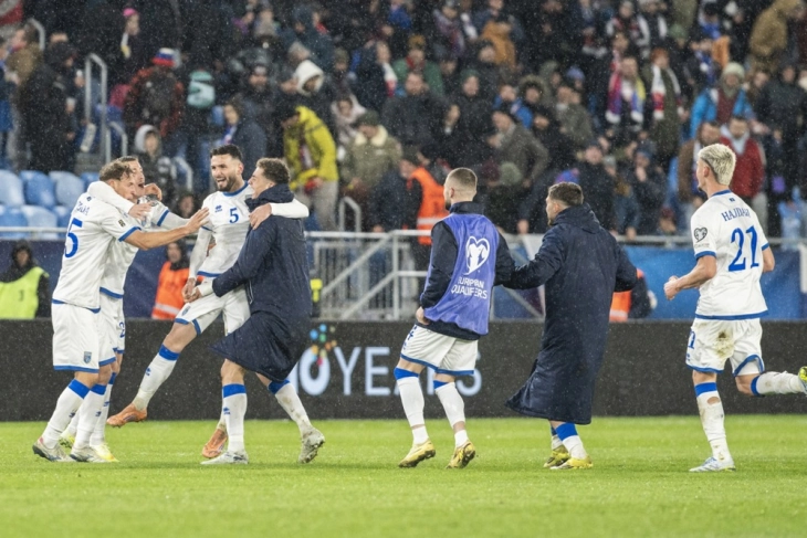 Косовските репрезентативци наградени со 500.000 евра пред дуелот со Турција