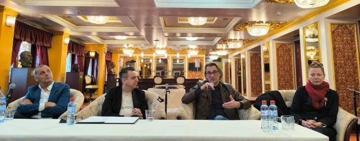 Словенечкото народно гледалиште од Марибор со претставата „Амадеус“ гостува во МНТ