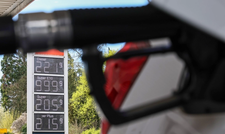 Во сила новите мерки за цените на горивата на бензинските станици во Германија