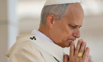 Папата Лав се надева дека Трамп бара „излезна рампа“ за војната со Иран