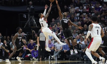 Портланд ја прекина серијата од пет победи на Клиперси