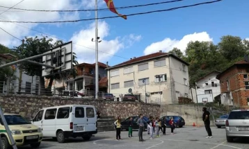 Општина Маврово и Ростуше со еднократна финансиска помош за 44 студенти