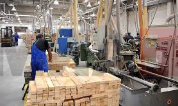 Ulet prodhimi industial për 4,2 për qind