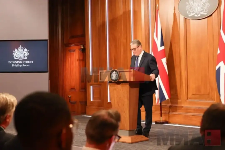 Велика Британија свикува меѓународна средба за безбедноста на пловидбата низ Ормуската Теснина