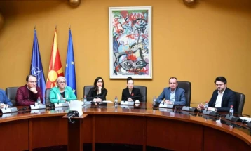 Предлог-законот за здравствено осигурување на матичната комисија