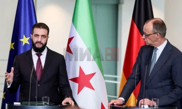 Ал-Шара негира дека побарал враќање на 80 отсто од сириските бегалци во Германија