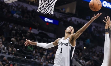 Сан Антонио во серија од 10 победи