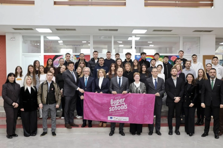 МОН: Средношколската размена меѓу училиштата од Западен Балкан гради младина што создава заедништво, а не поделби