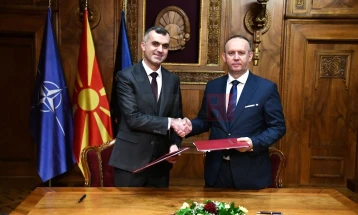 Претседателот на Собранието Африм Гаши и Народниот правобранител Фатон Сељами потпишаа Меморандум за соработка