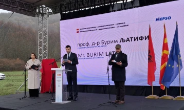 Latifi: Ndërtimi i linjës interkonektive Manastir-Elbasan do të krijojë hapësirë për integrim më të thellë në tregun rajonal dhe evropian të energjisë