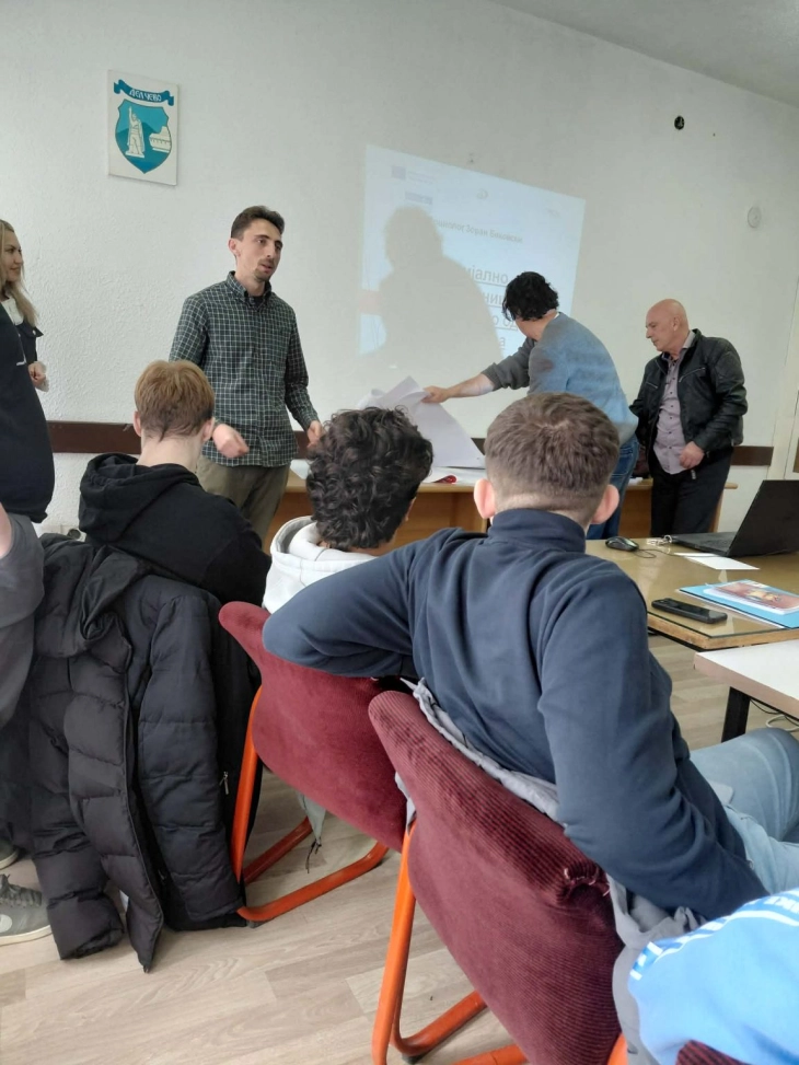 Во Делчево одржана работилница за социјално претприемништво за млади