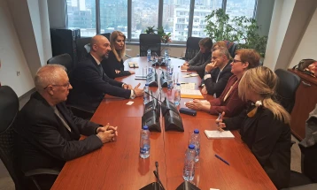 Saveski priti ambasadorët e Francës dhe Gjermanisë