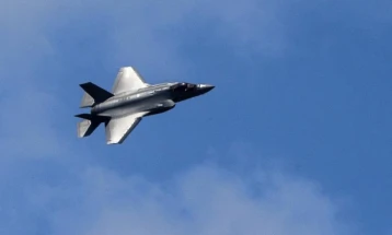 Руски авион-ловец Су-30 се урна над Крим