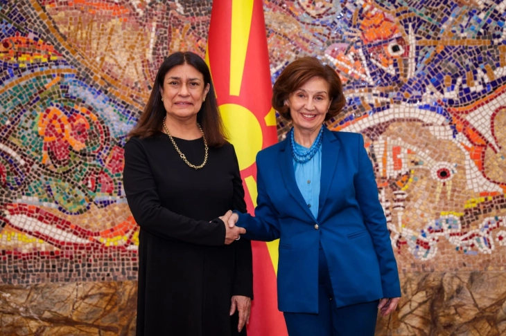 Сиљановска-Давкова ги прими акредитивните писма на новоименуваната амбасадорка на Перу Кармен Оливарес