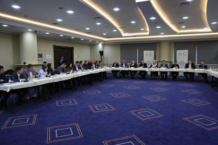 Në Tetovë u mbajt mbledhje e Unionit të komunave shqiptare në Ballkan, Kasami paralajmëroi hapje të qendrës inovative për të rinj