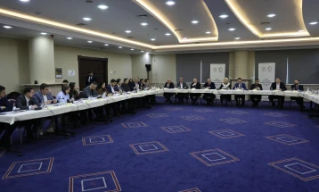 Në Tetovë u mbajt mbledhje e Unionit të komunave shqiptare në Ballkan, Kasami paralajmëroi hapje të qendrës inovative për të rinj