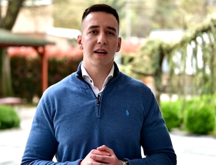 СДСМ: Владата да најде решение и УЈП да ги ослободи студентите од данок за „Work and Travel“