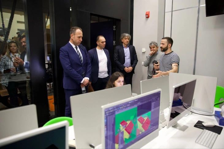 Македонска делегација го посети ТУМО Центарот за креативни технологии во Ерменија