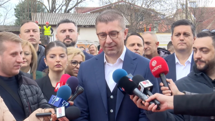 Mickoski: Janë plotësuar kushtet që t'i ulim akcizat për dizelin për 4, ndërsa për benzinat për 2 denarë për litër