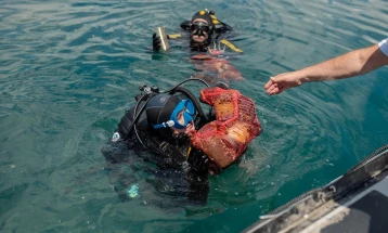 „Нов живот за езерото“ - еко акција за чистење на дното на Охридското Езеро во Радожда 