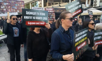 Во Кочани 40. „Марш за ангелите“, родителите бараат одговори за токсиколошките анализи