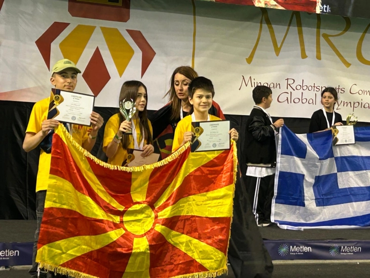 Прво и второ место за учениците од СТЕМ Академија на Олимпијадата по роботика на грчкиот остров Крит 