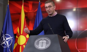 Mickoski për financat: Nuk ka rritje të deficitit buxhetor, për dy vite nga një shtet i gjunjëzuar u bëmë faktor stabiliteti