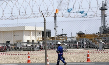 Ирански дронови предизвикаа пожари во нафтени комплекси во Кувајт и ОАЕ