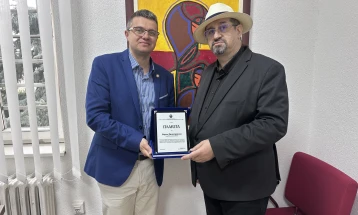 Директорот на Македонскиот КИЦ во Софија, Пејковски се сретна до секретарот на Општина Битола, Димитровски